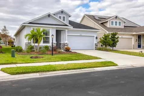 3819 Sunshine Pine Avenue Bradenton FL 34203