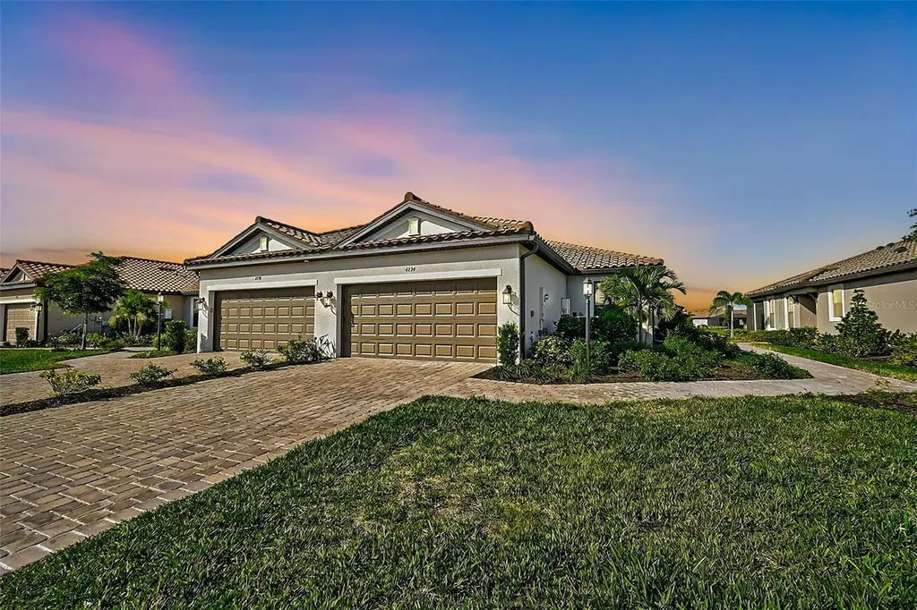 4734 Tortona Court Bradenton FL 34211
