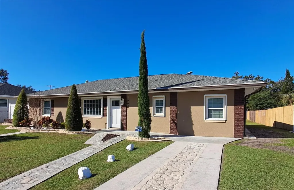 1905 16th Street NW Winter Haven FL 33881