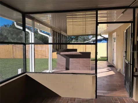 1905 16th Street NW Winter Haven FL 33881
