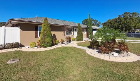 1905 16th Street NW Winter Haven FL 33881