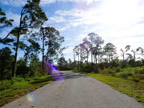 12242 Wagner Lane Port Charlotte FL 33981