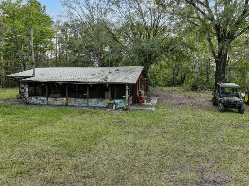 310 N Otter Creek Avenue Bronson FL 32621