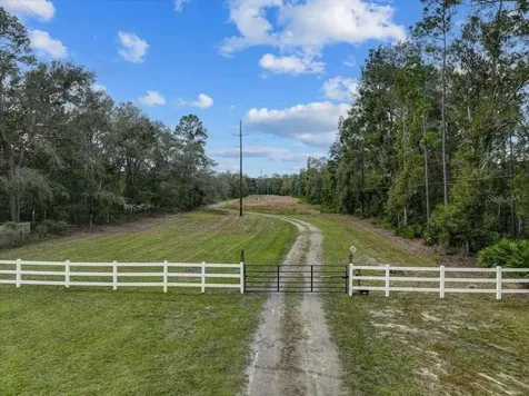 310 N Otter Creek Avenue Bronson FL 32621