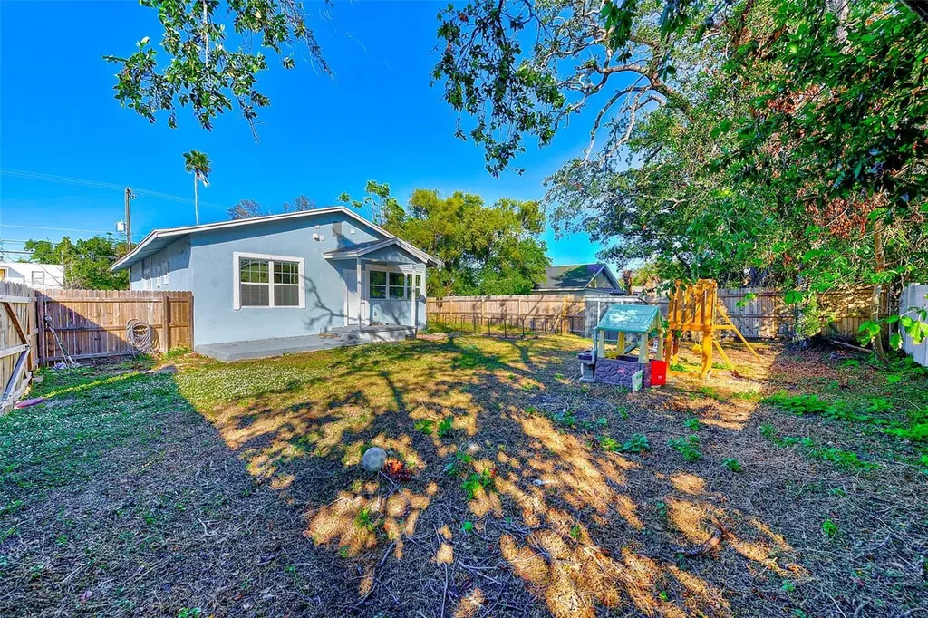 2905 E 21st Avenue Tampa FL 33605