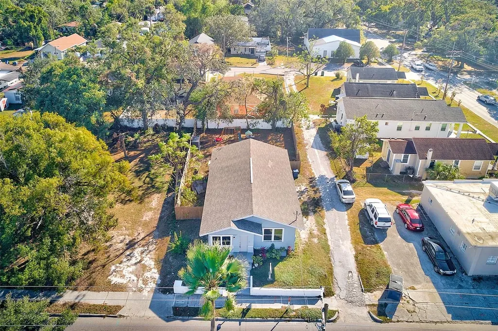 2905 E 21st Avenue Tampa FL 33605