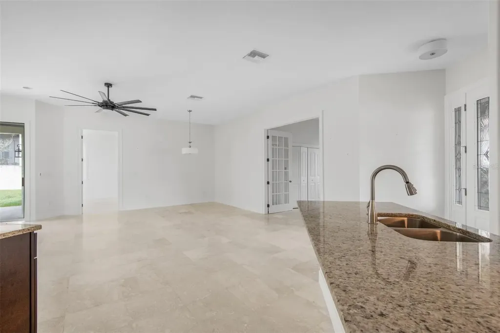 9129 S Deer Park Drive Homosassa FL 34446