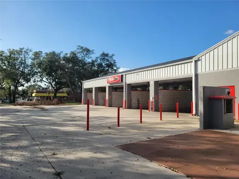 11250 E Drive Martin Luther King Jr Boulevard Seffner FL 33584