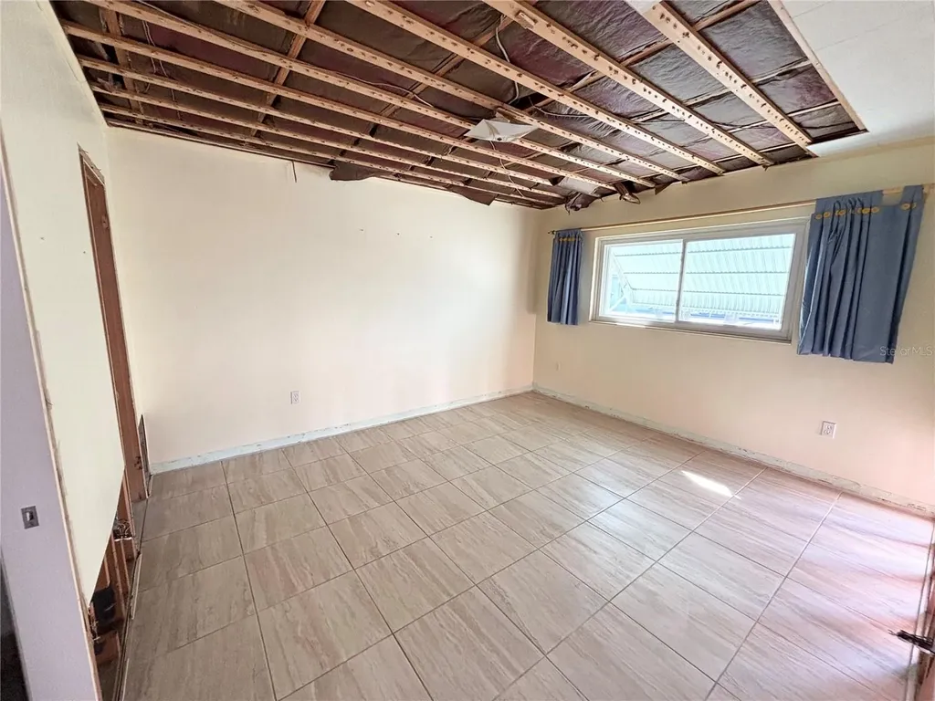 23 Seaside Court Holmes Beach FL 34217