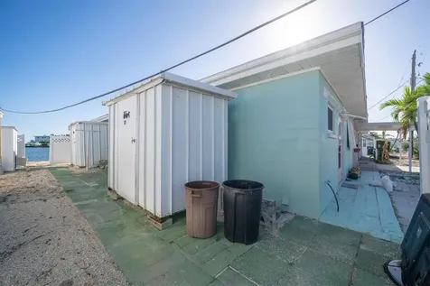 23 Seaside Court Holmes Beach FL 34217
