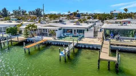 23 Seaside Court Holmes Beach FL 34217