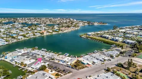 23 Seaside Court Holmes Beach FL 34217