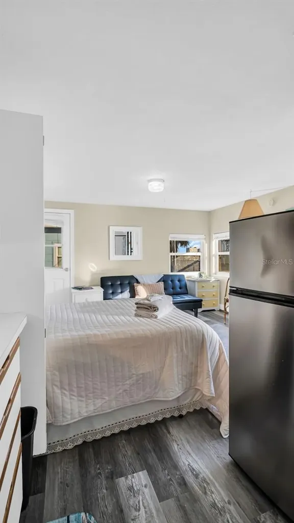483 E Shore Drive Clearwater Beach FL 33767