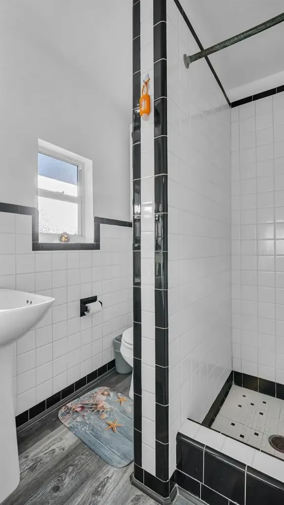 483 E Shore Drive Clearwater Beach FL 33767