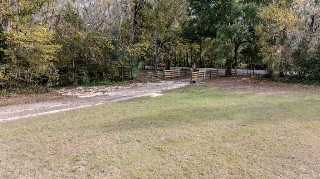 4068 SW 62nd Avenue Gainesville FL 32608