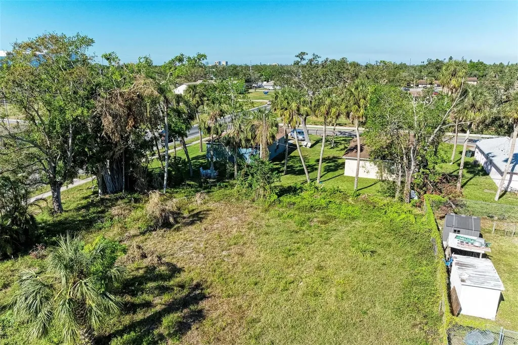 1307 15th Street E Bradenton FL 34208