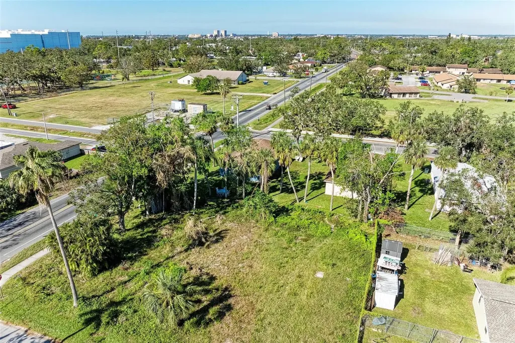 1307 15th Street E Bradenton FL 34208
