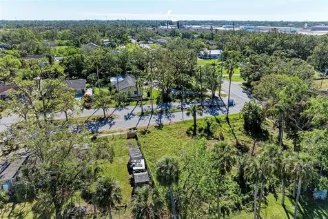 1307 15th Street E Bradenton FL 34208