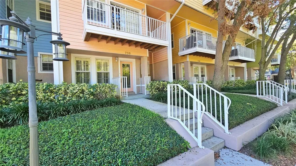 736 9th Avenue N St Petersburg FL 33701