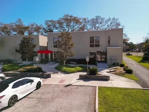 1964 Bayshore Boulevard Dunedin FL 34698