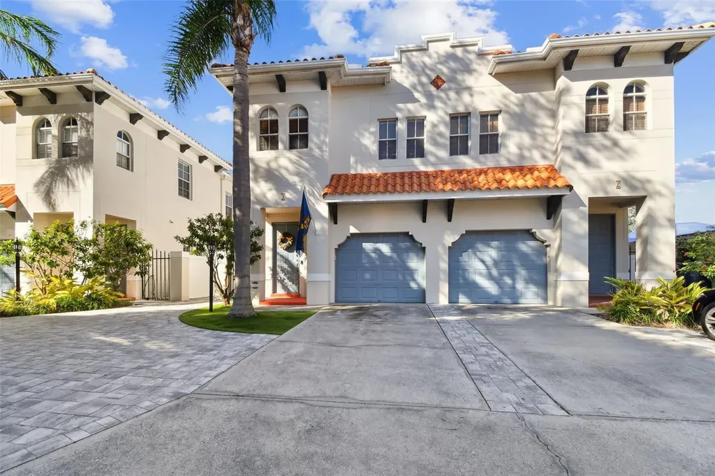 102 S Moody Avenue Tampa FL 33609