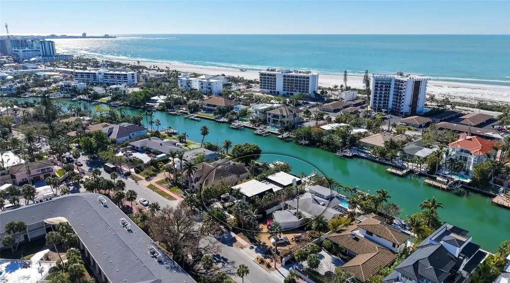 515 S Washington Drive Sarasota FL 34236