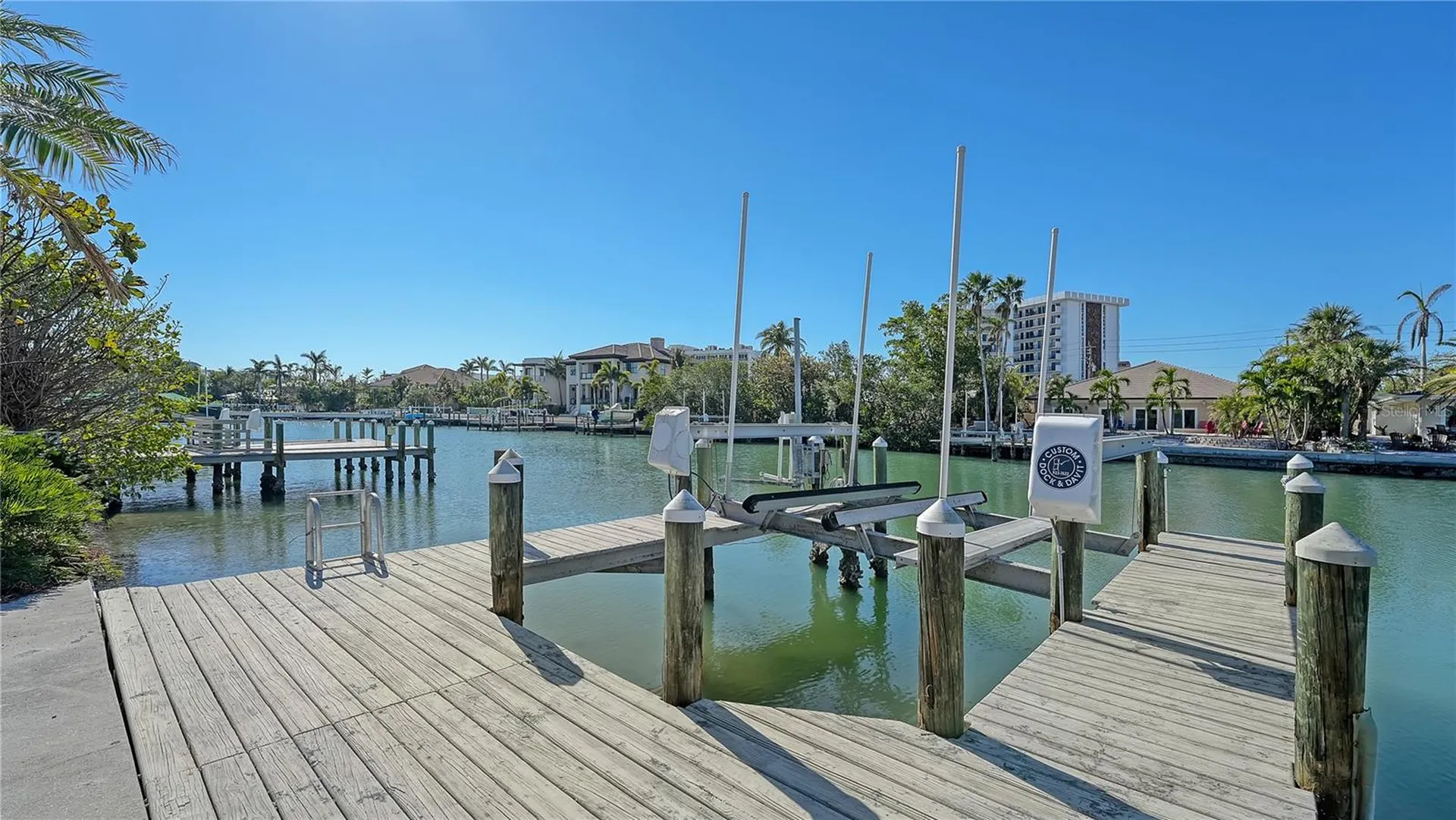 515 S Washington Drive Sarasota FL 34236
