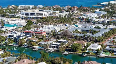515 S Washington Drive Sarasota FL 34236