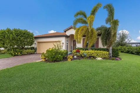 10233 Loch Lomond Drive Bradenton FL 34211