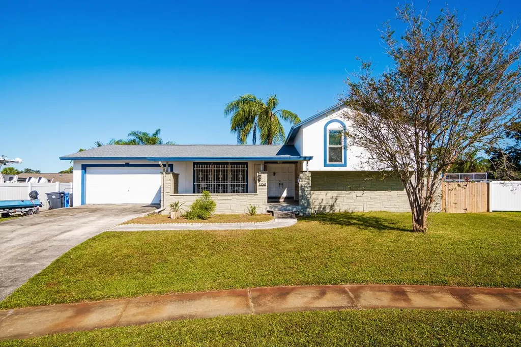 8503 Woodburn Court Tampa FL 33615