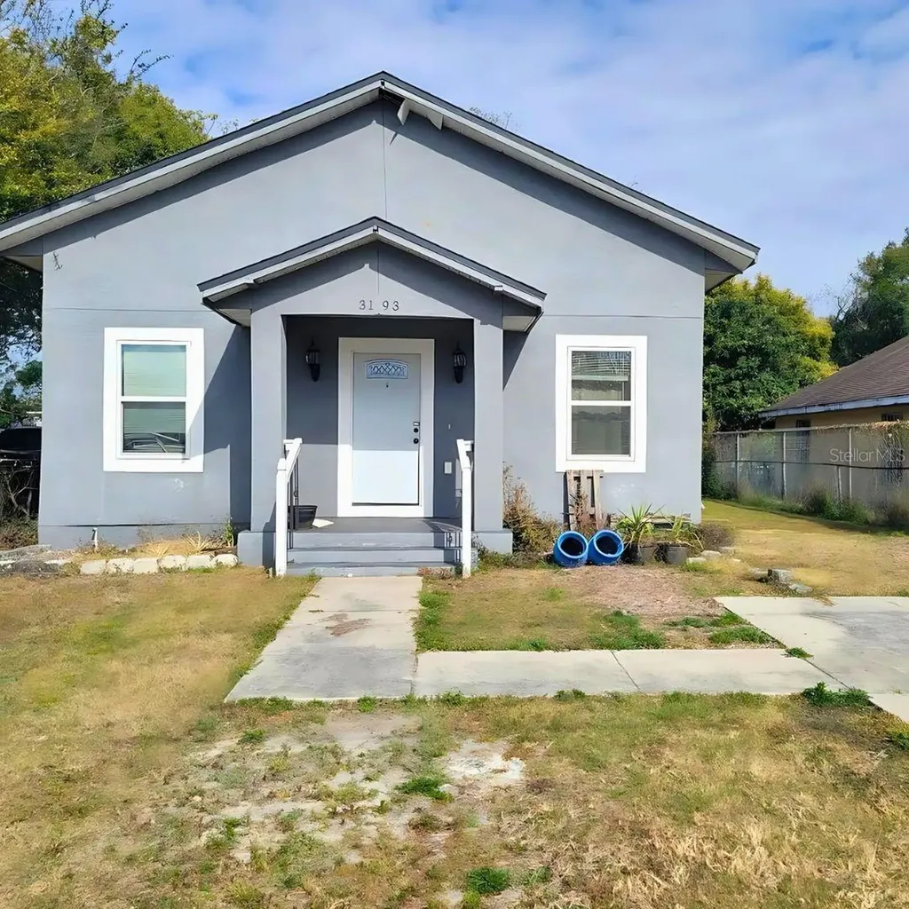 3193 W Central Boulevard Orlando FL 32805