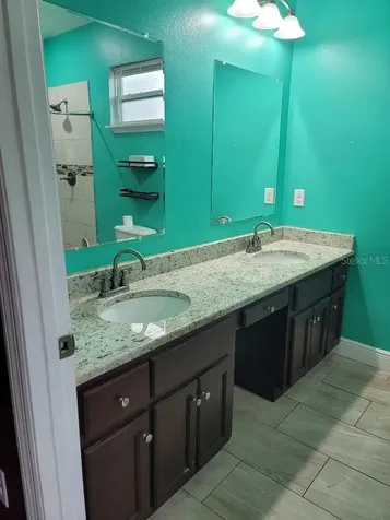 3193 W Central Boulevard Orlando FL 32805