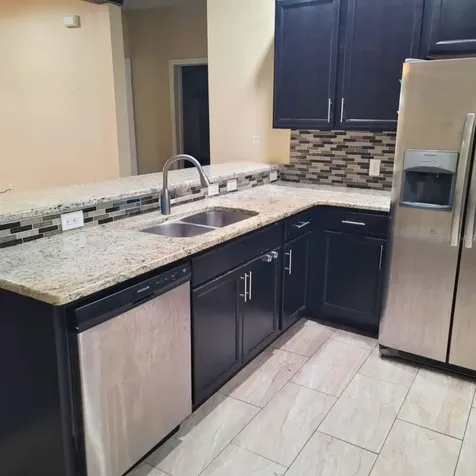 3193 W Central Boulevard Orlando FL 32805