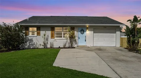 316 49th Street W Palmetto FL 34221