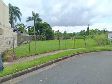 Urb. Teralinda Calle Toledo Caguas PR 00725