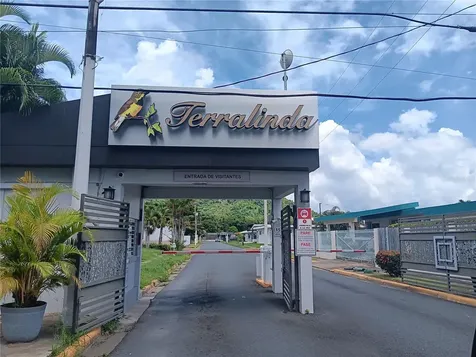 Urb. Teralinda Calle Toledo Caguas PR 00725