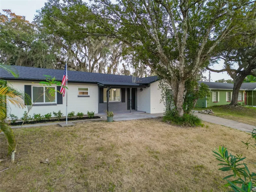 2801 Kinnon Drive Orlando FL 32817