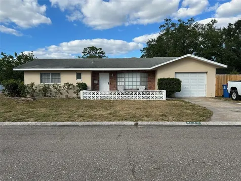 8135 31st Avenue N St Petersburg FL 33710