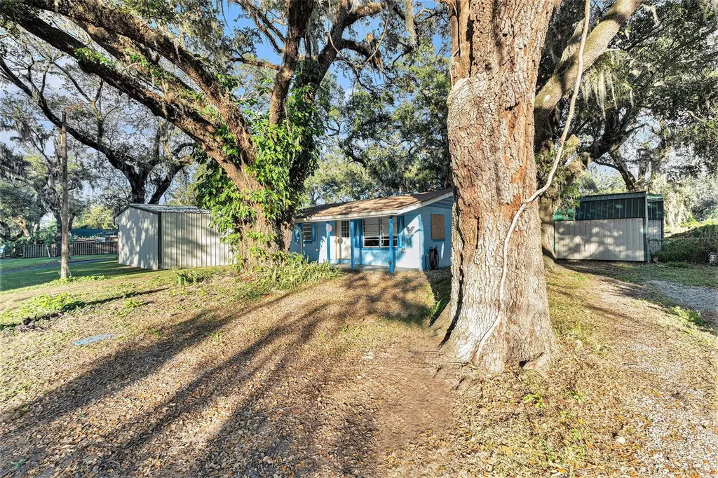 1704 N Bargo Street Plant City FL 33563