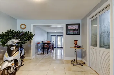 8240 Greenleaf Circle Tampa FL 33615