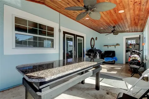 8240 Greenleaf Circle Tampa FL 33615