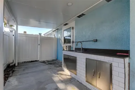 8240 Greenleaf Circle Tampa FL 33615