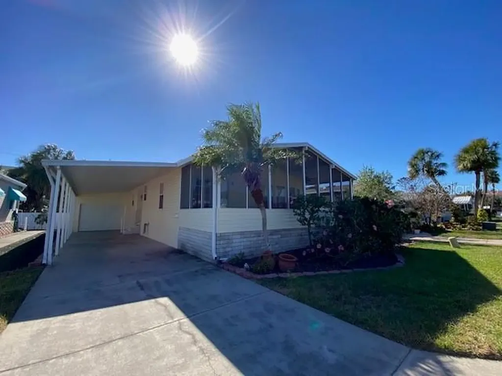 4851 W Gandy Boulevard Tampa FL 33611