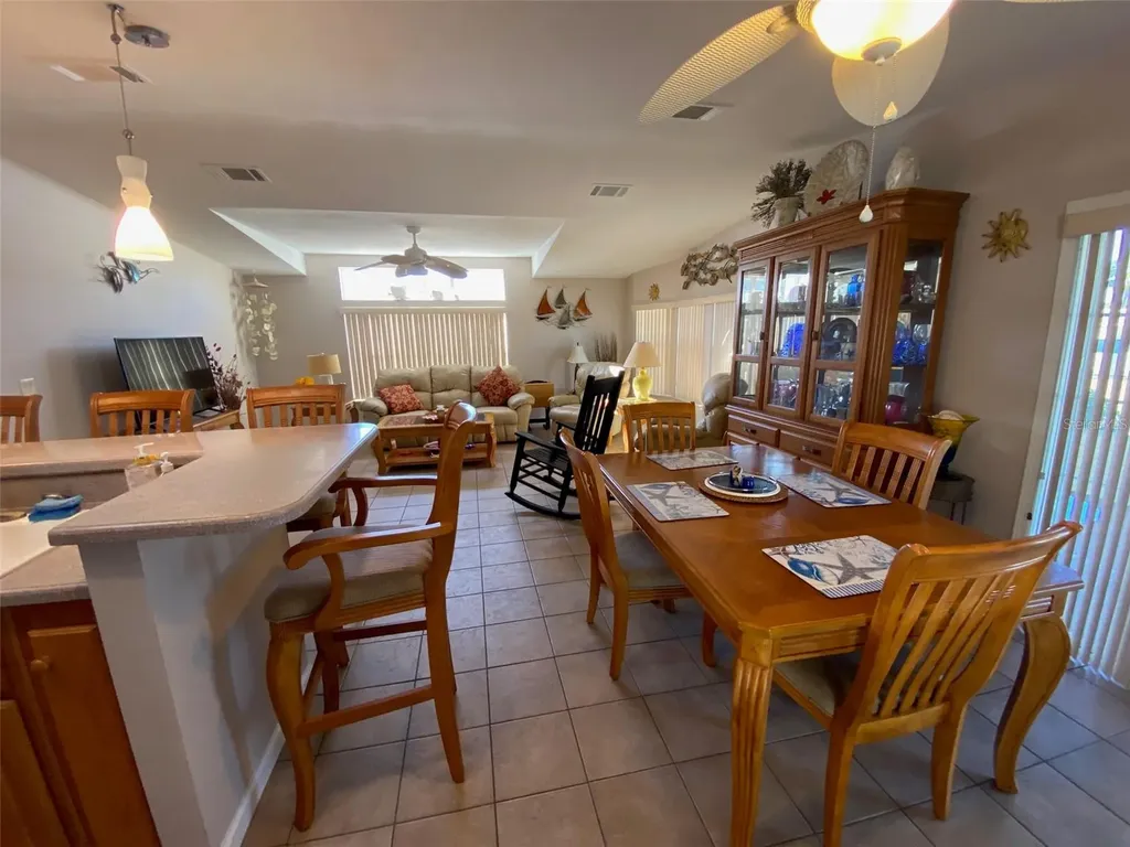 4851 W Gandy Boulevard Tampa FL 33611