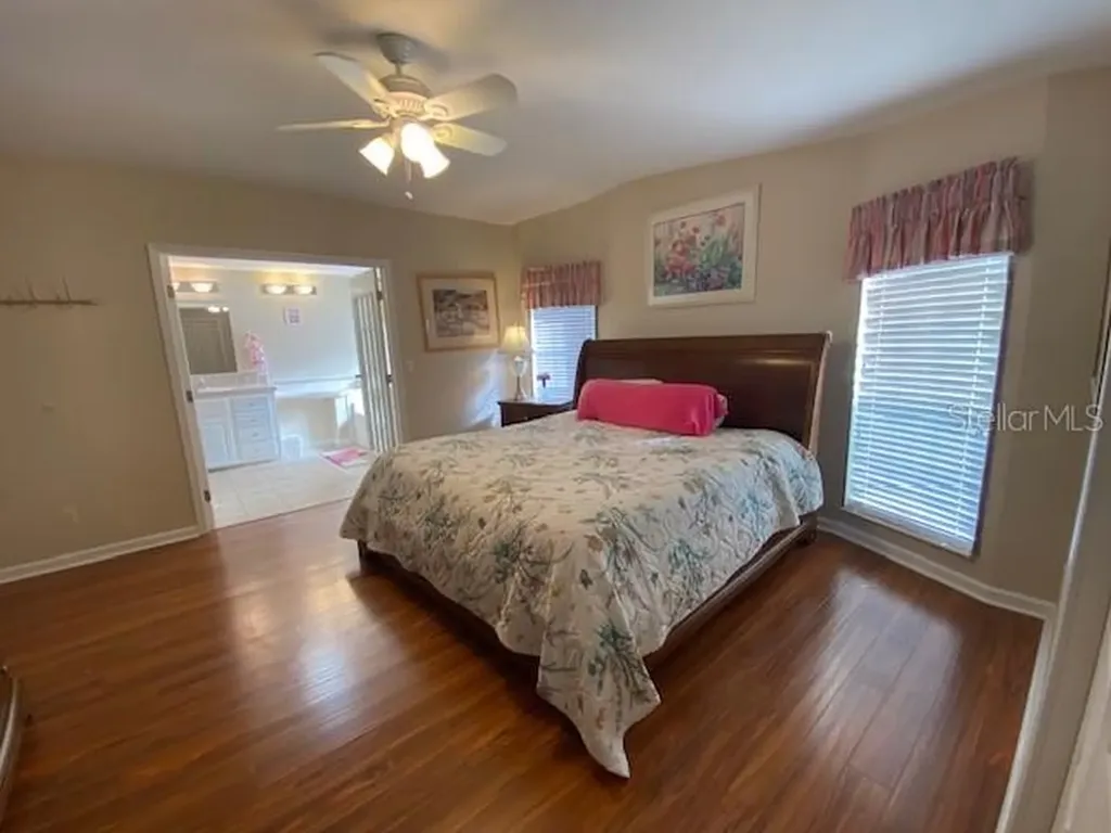 4851 W Gandy Boulevard Tampa FL 33611