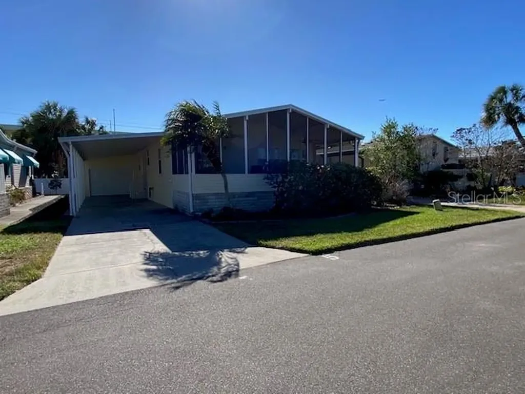 4851 W Gandy Boulevard Tampa FL 33611