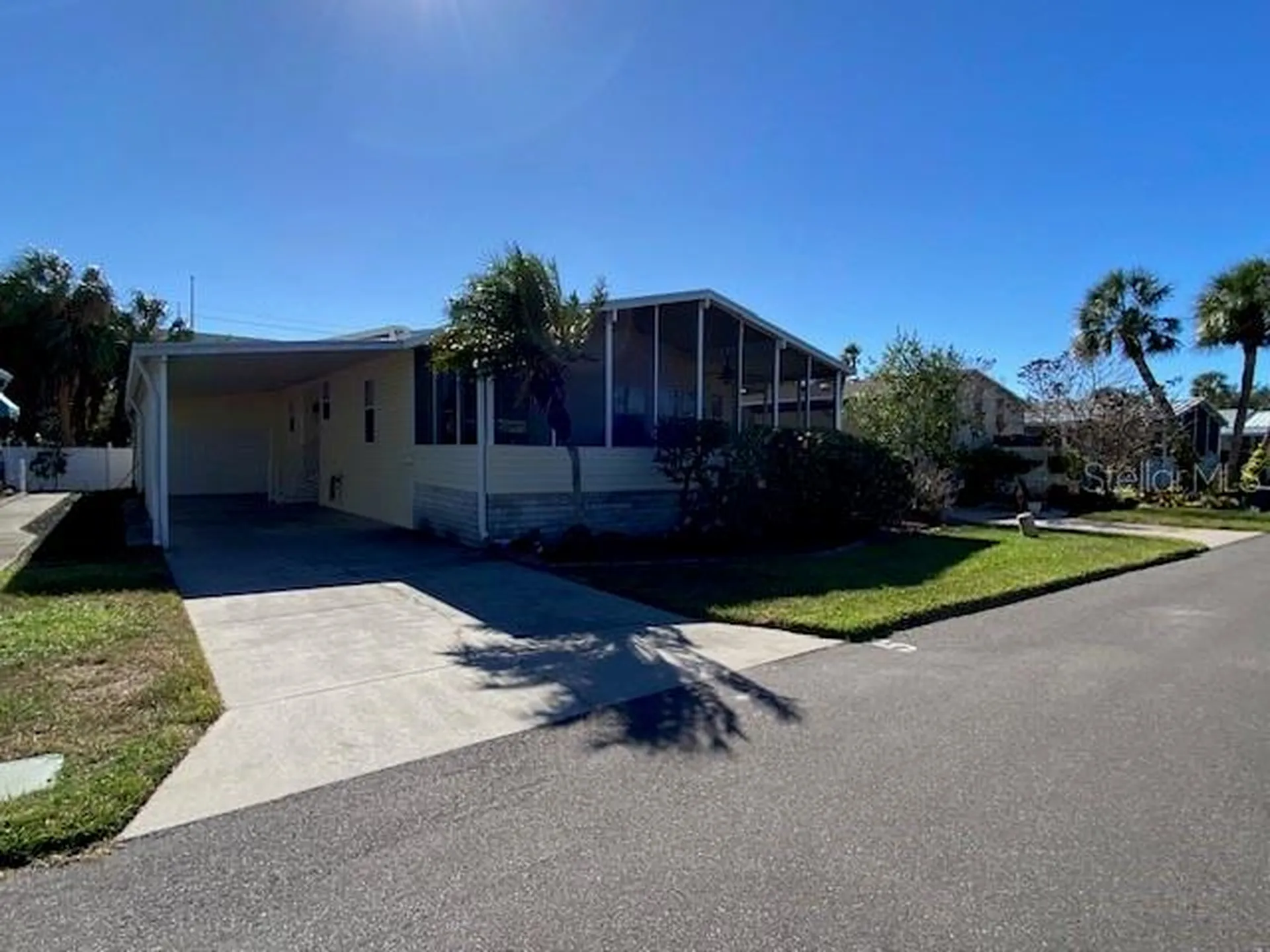 4851 W Gandy Boulevard Tampa FL 33611