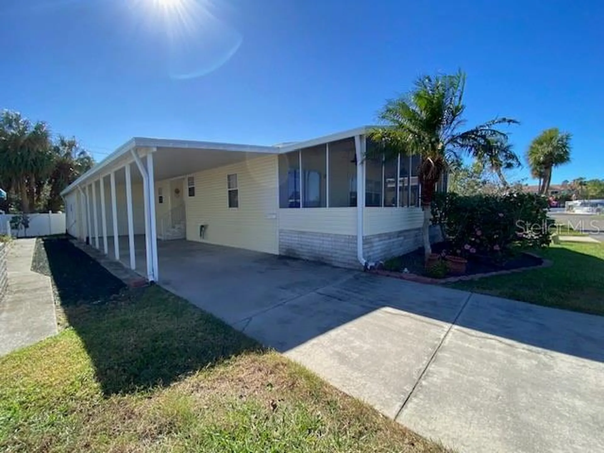4851 W Gandy Boulevard Tampa FL 33611