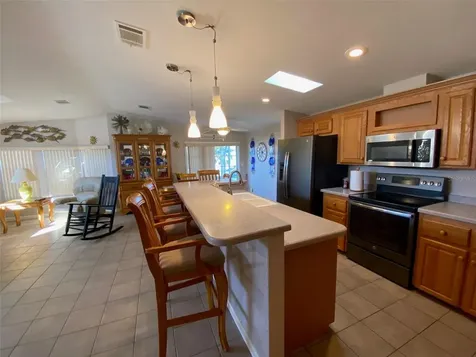 4851 W Gandy Boulevard Tampa FL 33611