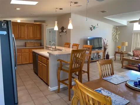 4851 W Gandy Boulevard Tampa FL 33611